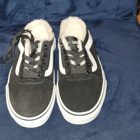 New Vans "Ward Mule" Old Skool style sizes 9.5 and 7.5 - Picture 6 of 6